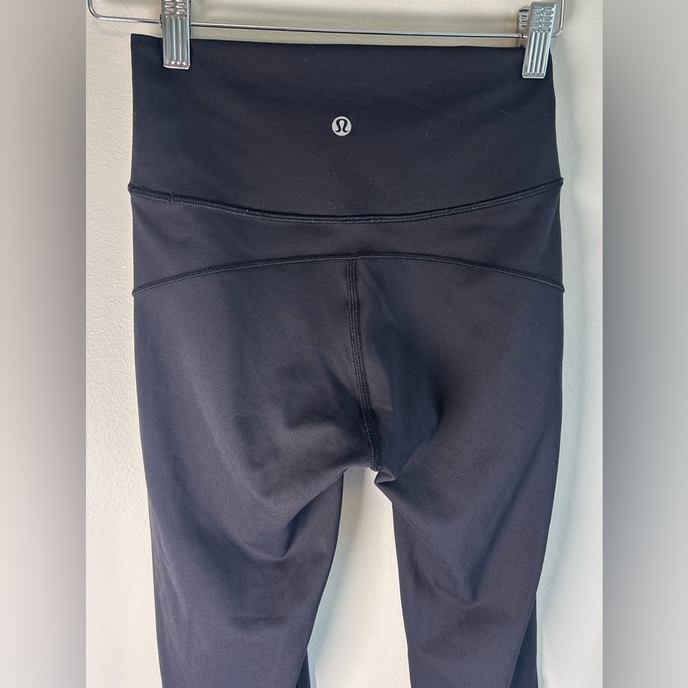 Lululemon All The Right Places Crop Leggings Size 4 Black High Rise Run Yoga EUC - Picture 5 of 8